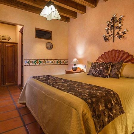 Hotel Pueblo Magico Patzcuaro Luaran gambar
