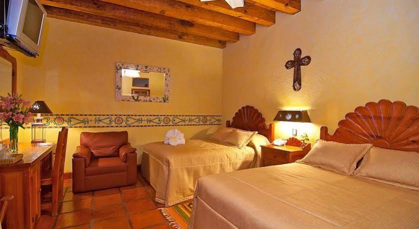Hotel Pueblo Magico Patzcuaro Luaran gambar